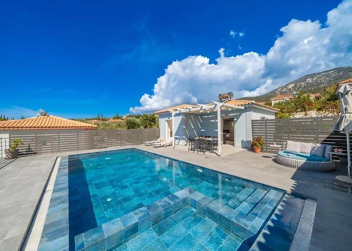 Villa Dandelion Mousata